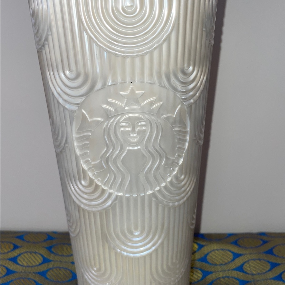 NWT 24 oz. Starbucks Cream Textured Tumbler with Purple Straw - Picture 2 of 5